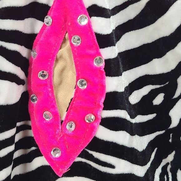 Dansco Hot Pink Zebra Dance Leotard Velour Plush Girls LC Large Belted Bodysuit - Picture 6 of 13